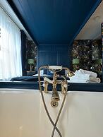 OYO The Townhouse