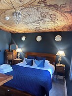 OYO The Townhouse