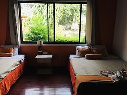 Hotel Your House