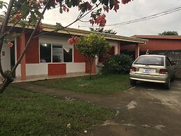 Hotel Your House
