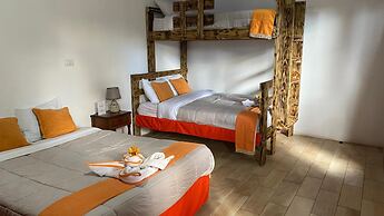 Hotel Your House