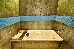 R Degrees Boutique Hotel & Spa