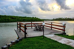 Makaira Beach Resort