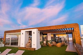 Bristol Sunset Beach