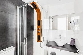 Bristol Sunset Beach