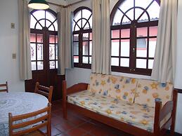 La Alhambra Apart Hotel