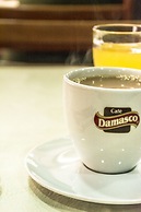 La Alhambra Apart Hotel