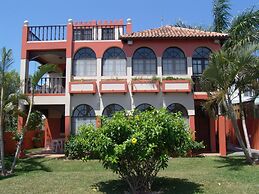 La Alhambra Apart Hotel