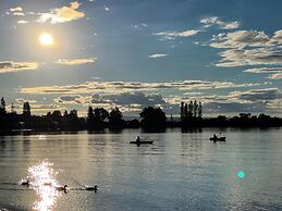 Motutere Bay Top 10 Holiday Park