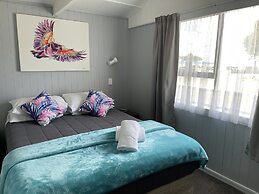 Motutere Bay Top 10 Holiday Park