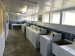 Motutere Bay Top 10 Holiday Park