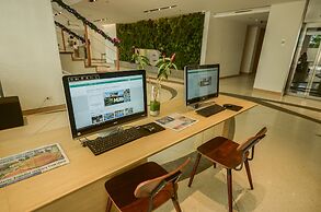 Hue Hotels and Resorts Puerto Princesa Managed by HII