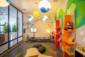 Grand Livio Kuta Hotel