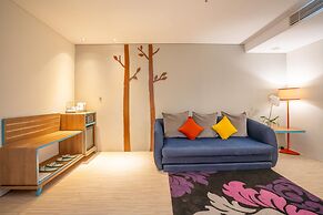 Grand Livio Kuta Hotel