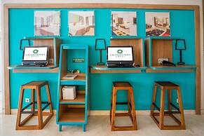 Grand Livio Kuta Hotel