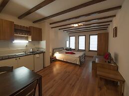 Green Life Family Apartments Pamporovo