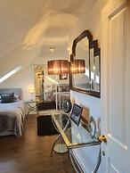 Robert The Bruce Apartment