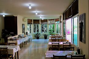 Byblos Comfort Hotel