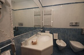 Brindor Hotel