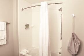 Holiday Inn Express & Suites Houston IAH - Beltway 8 by IHG