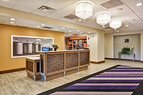 Hampton Inn & Suites Ashland