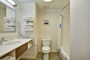 Hampton Inn & Suites Ashland