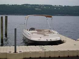 The Anchor Inn and Marina