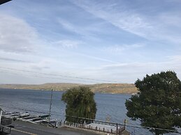 The Anchor Inn and Marina