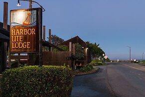 Harbor Lite Lodge