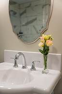 Pinecrest Bed & Breakfast