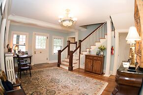 Pinecrest Bed & Breakfast