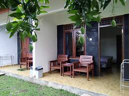 Family Garden Homestay