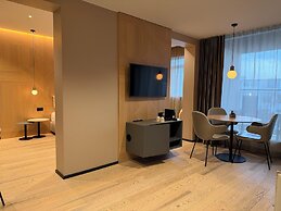 Hotel Lotus