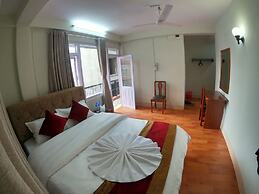 Om Tara Guest House