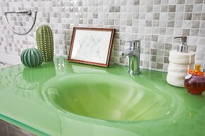 Orizzonte Casesicule, Fantastic Sea View with Balcony and Big Windows,