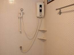 New Wanchai Hotel Pakchong