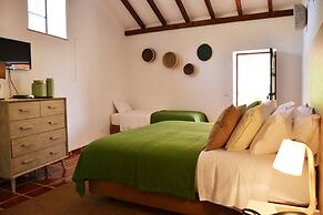 Vale Fuzeiros Nature Guest House