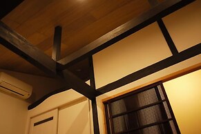 Kamishichiken Umenotoan