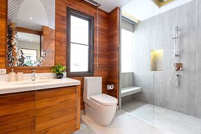 Karon Beach Pool Villa