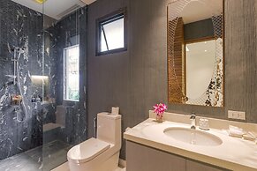 Karon Beach Pool Villa