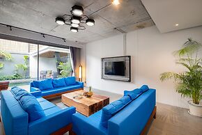 Karon Beach Pool Villa