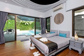 Karon Beach Pool Villa