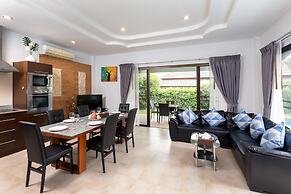 Karon Beach Pool Villa