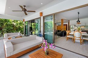 Karon Beach Pool Villa
