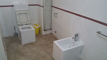 Dream Court Apartment