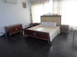 Dream Court Apartment