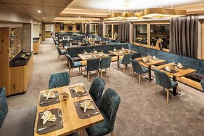 Hotel Tyrol