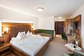 Hotel Tyrol