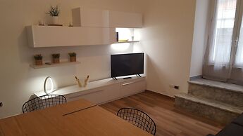 Una Finestra su Monti