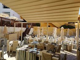 Elmi Suites Beach Hotel - All Inclusive